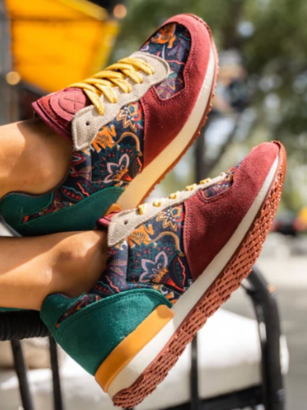 Inkkas Yuuki Jogger Sneakers Size 8 Floral Tribal Print EUC Colorful
